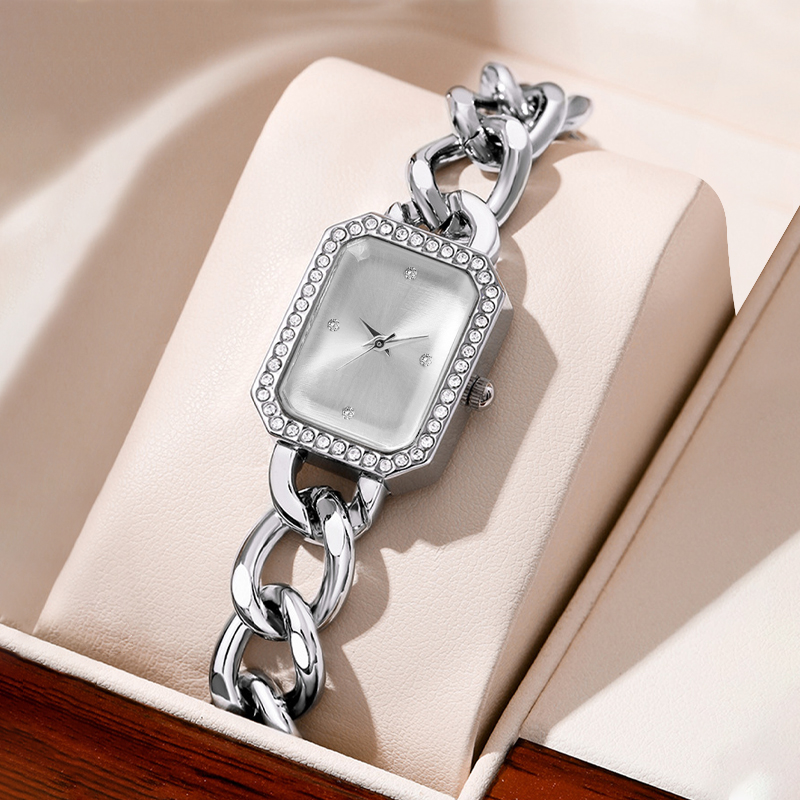 La boîte mystère contient 1 mo - Steel Chain avis et prix