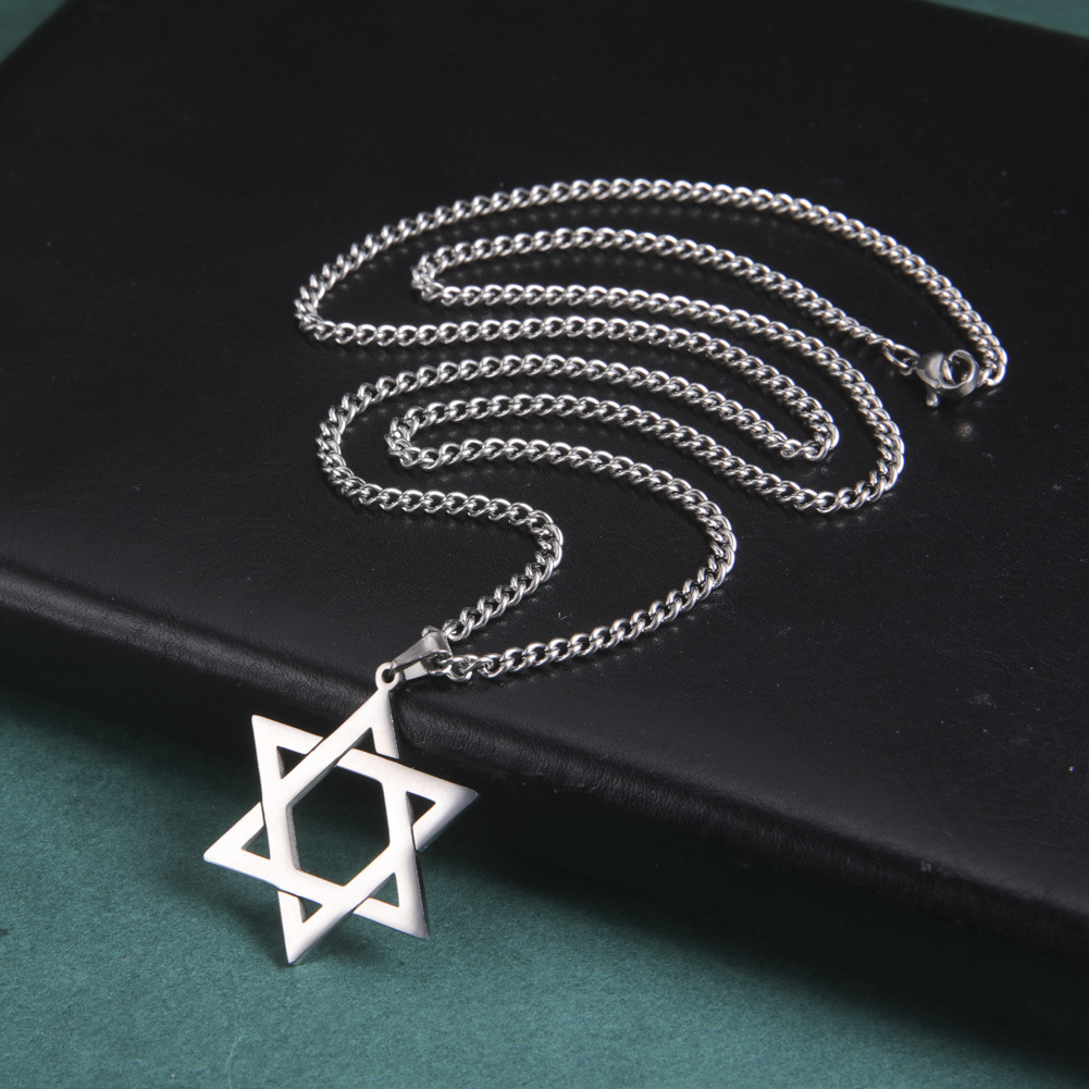 Collier pendentif étoile de Da - Steel Chain avis et prix